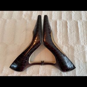 Brown Crocodile Embossed Leather Pumps